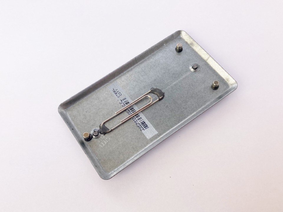 2 Magnetic Utility Plate Cache Containers