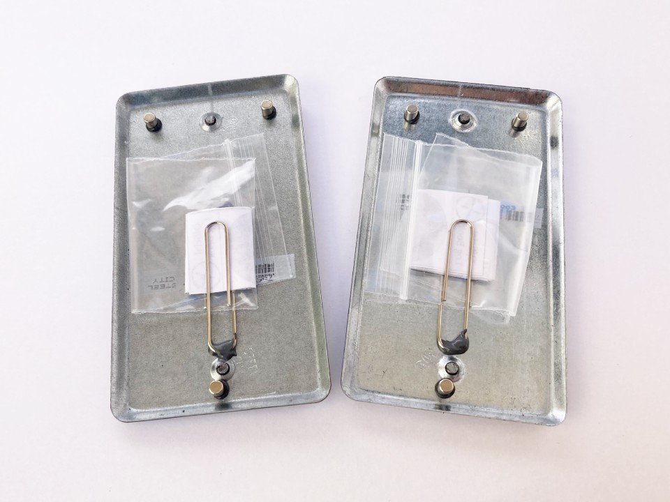 2 Magnetic Utility Plate Cache Containers