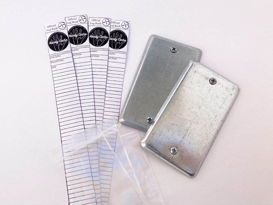 2 Magnetic Utility Plate Cache Containers